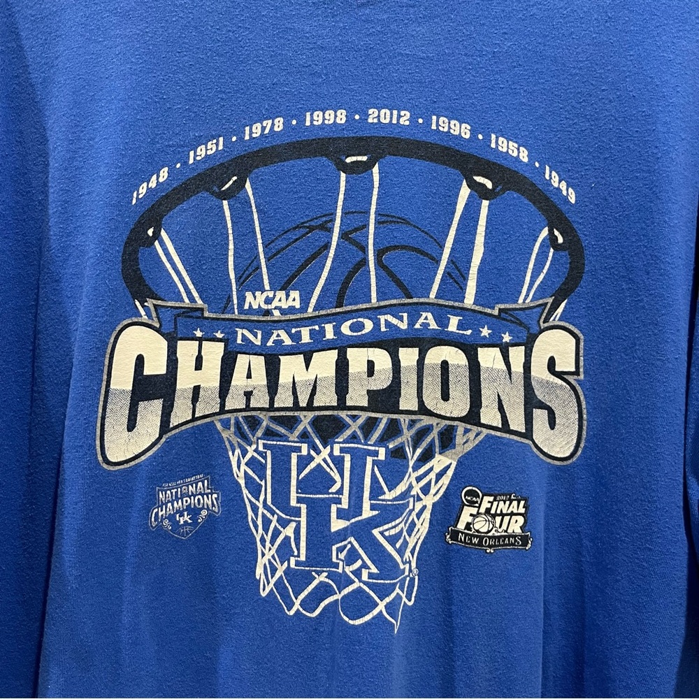 UK Wildcats NCAA National Champions blue t-shirt, great condition, 2XL